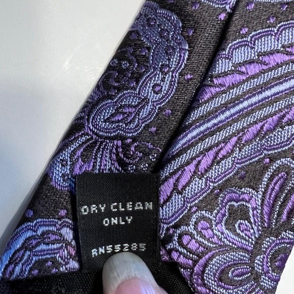 Lot of 2 Silk Covington Stain Resistant Blues, Express Design Purple Paisley - Picture 13 of 13